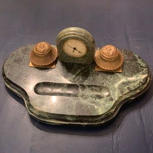 Green marble pen and clock deck set